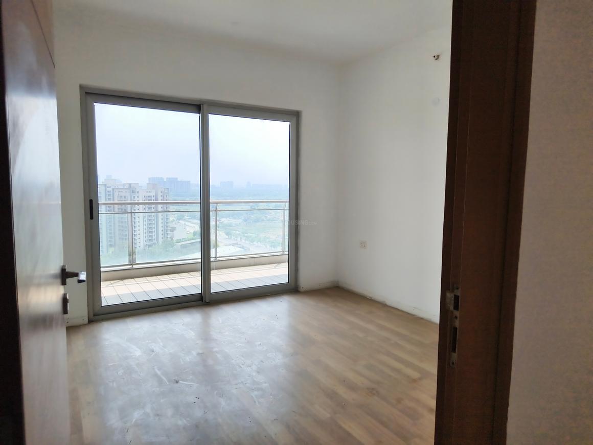 3 BHK for rent in Sector 112, Gurugram — semi-furnished — 2200 sq.ft — Tata Gurgaon Gateway