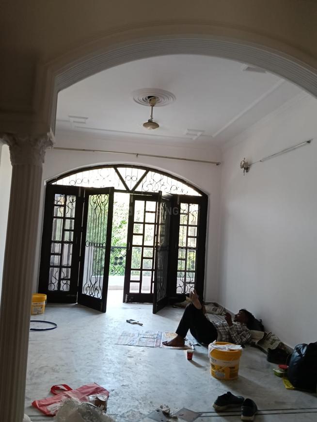 3 BHK for rent in Sector 14, Gurugram — semi-furnished — 1500 sq.ft