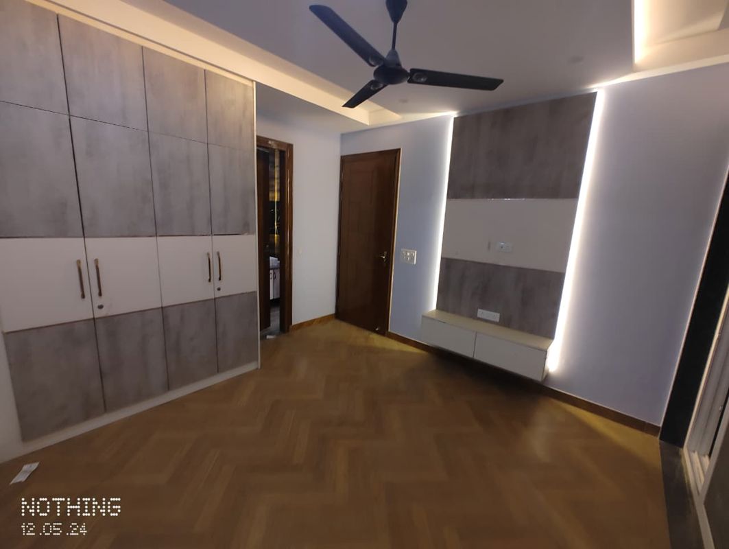 3 BHK for rent in Sector 15, Gurugram — semi-furnished — 2300 sq.ft