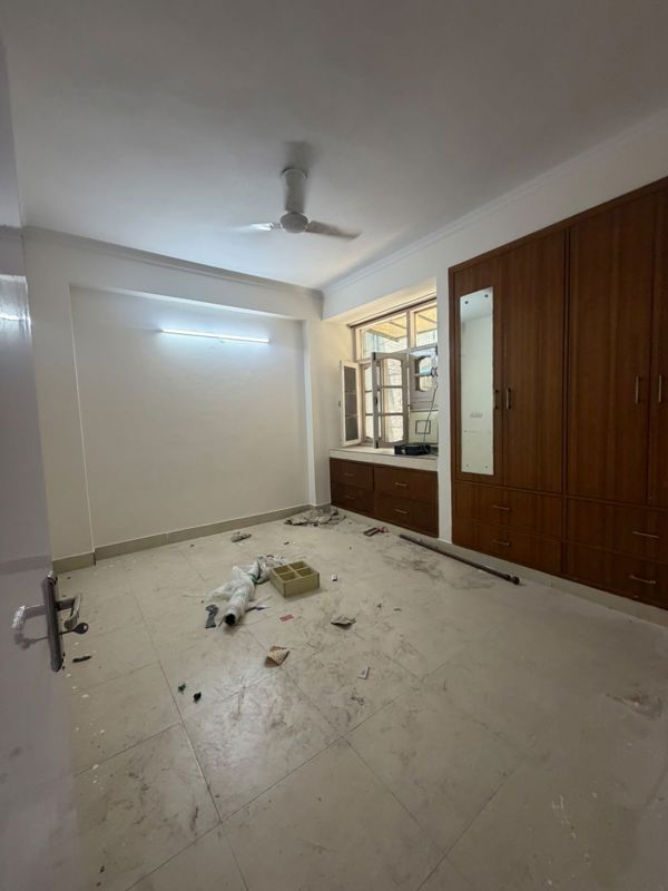 3 BHK for rent in Sector 15, Gurugram — semi-furnished — 2000 sq.ft — Hope Flat
