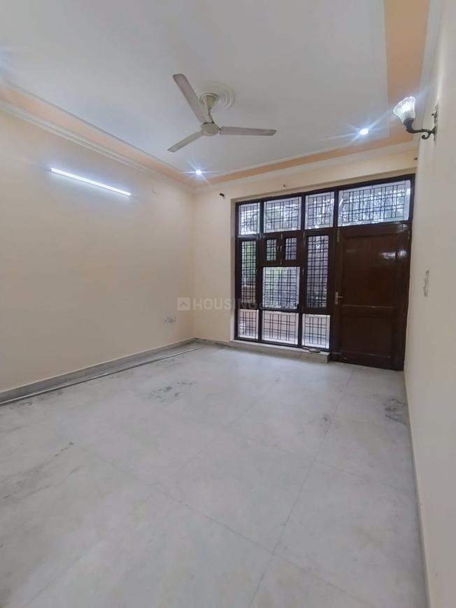 3 BHK for rent in Sector 15, Gurugram — semi-furnished — 1350 sq.ft