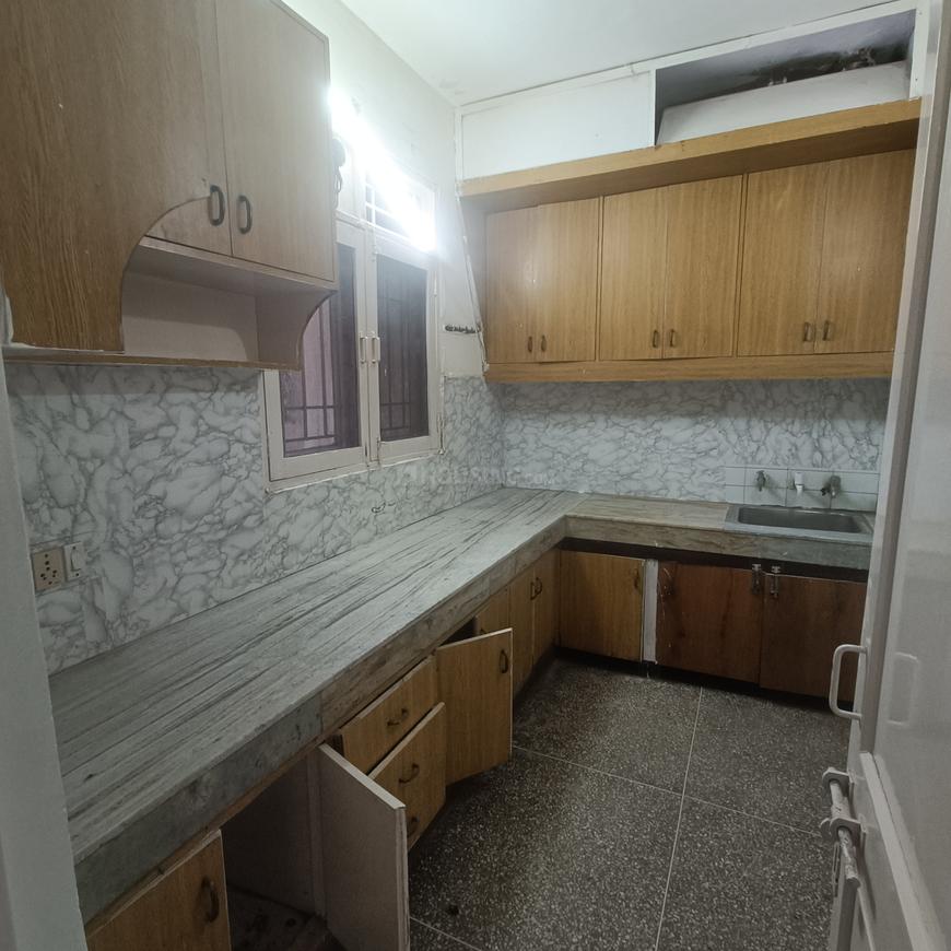 3 BHK for rent in Sector 15 Part 2, Gurugram — semi-furnished — 1150 sq.ft — Vipul Vijay Ratan Vihar