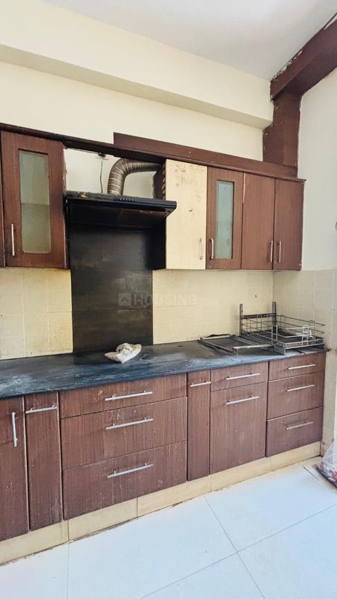 3 BHK for rent in Sector 17, Gurugram — semi-furnished — 2200 sq.ft