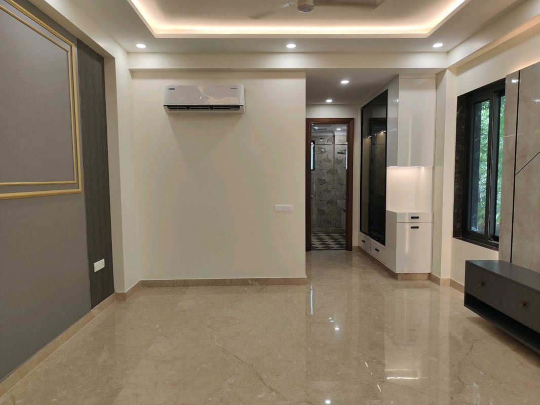 3 BHK for rent in Sector 21, Gurugram — semi-furnished — 1600 sq.ft