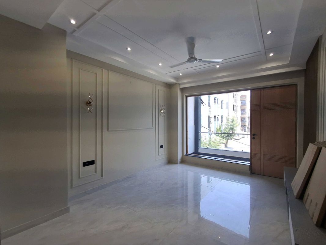 3 BHK for rent in Sector 21, Gurugram — semi-furnished — 1600 sq.ft