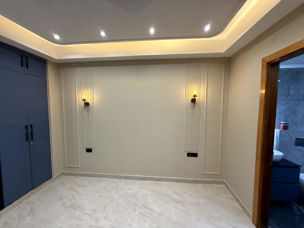3 BHK for rent in Sector 22, Gurugram — semi-furnished — 1550 sq.ft