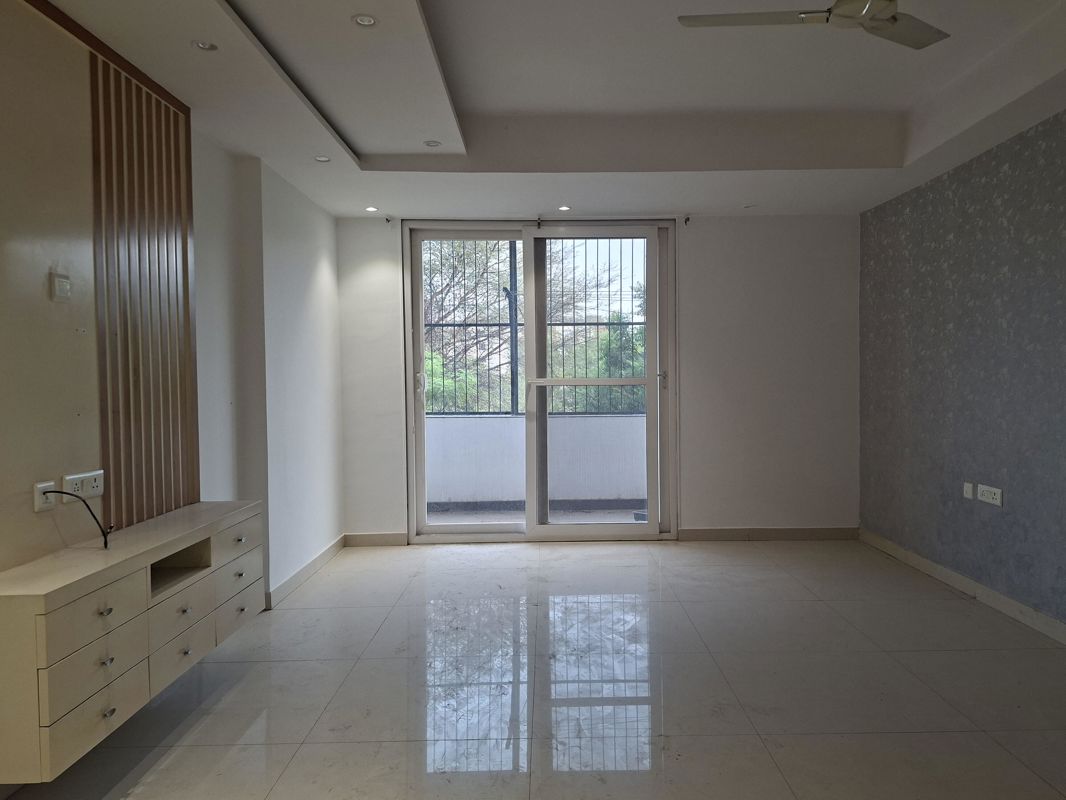 3 BHK for rent in Sector 22, Gurugram — semi-furnished — 1650 sq.ft