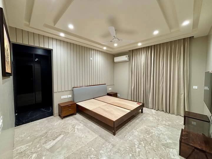 3 BHK for rent in Sector 22, Gurugram — semi-furnished — 1780 sq.ft