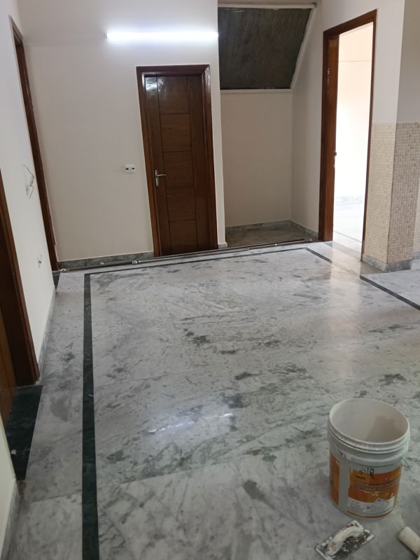 3 BHK for rent in Sector 23, Gurugram — semi-furnished — 2400 sq.ft — Ansal Plaza Sector-23