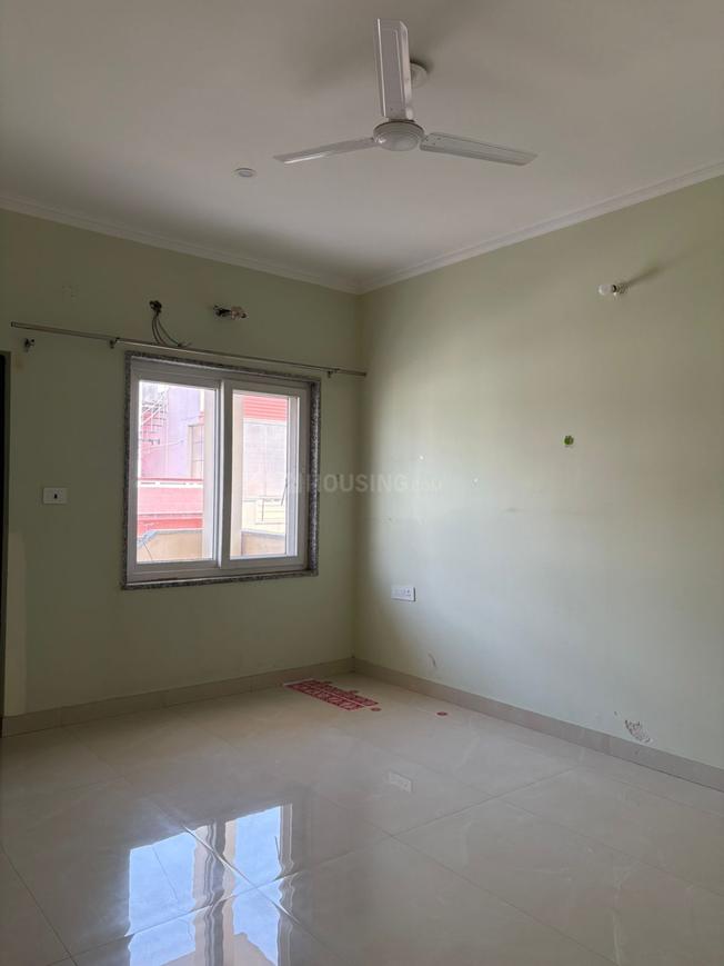 3 BHK for rent in Sector 23, Gurugram — semi-furnished — 1856 sq.ft