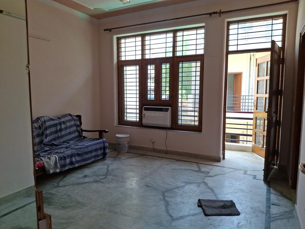 3 BHK for rent in Sector 23, Gurugram — semi-furnished — 2677 sq.ft