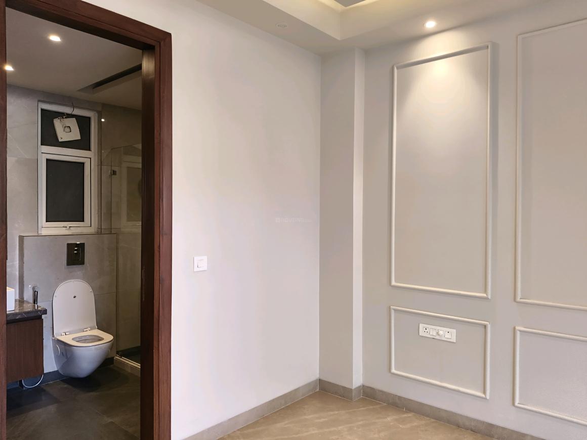 3 BHK for rent in Sector 23A, Gurugram — semi-furnished — 2401 sq.ft