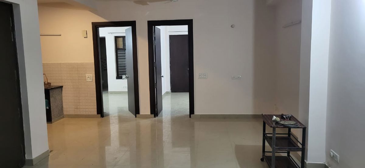 3 BHK for rent in Sector 24, Gurugram — semi-furnished — 2189 sq.ft — Ambience Island Lagoon