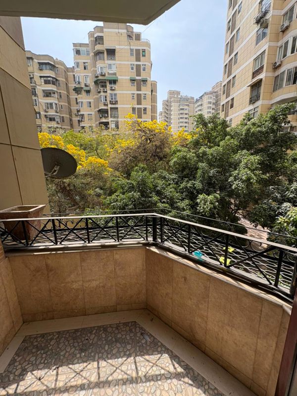 3 BHK for rent in Sector 26, Gurugram — furnished — 2280 sq.ft — DLF Silver Oaks