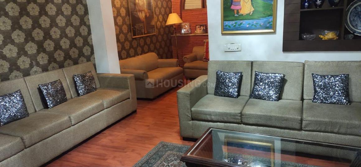 3 BHK for rent in Sector 26A, Gurugram — 1800 sq.ft