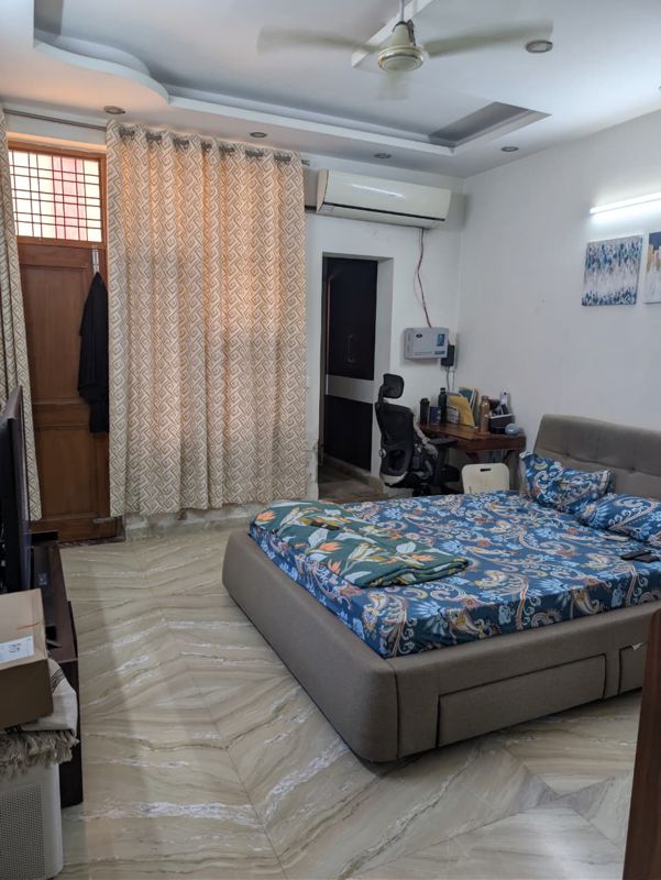 3 BHK for rent in Sector 27, Gurugram — furnished — 215 sq.ft