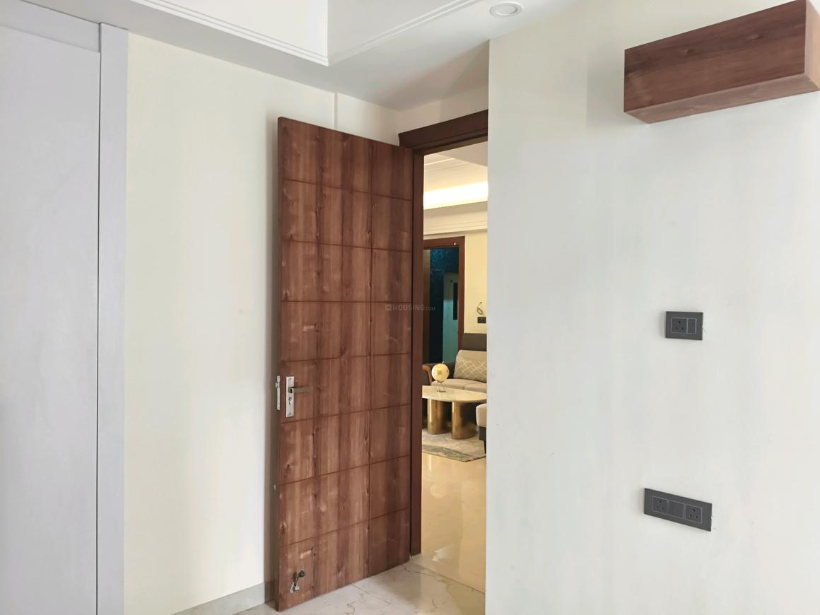 3 BHK for rent in Sector 27, Gurugram — semi-furnished — 2700 sq.ft