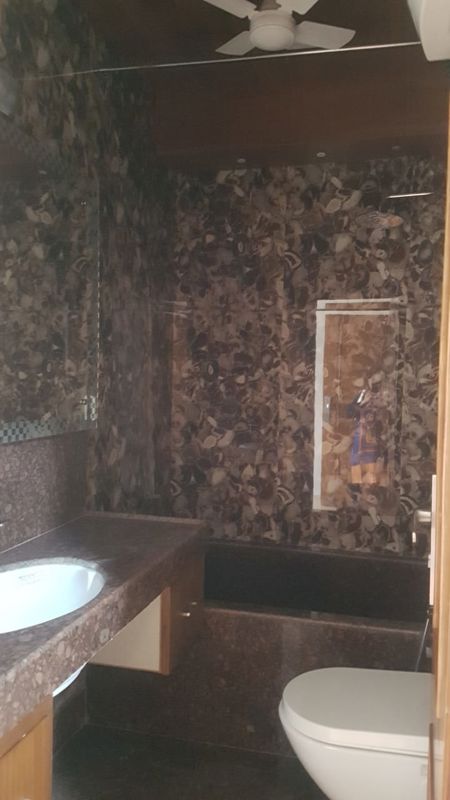 3 BHK for rent in Sector 28, Gurugram — semi-furnished — 225 sq.ft — Grand Mall