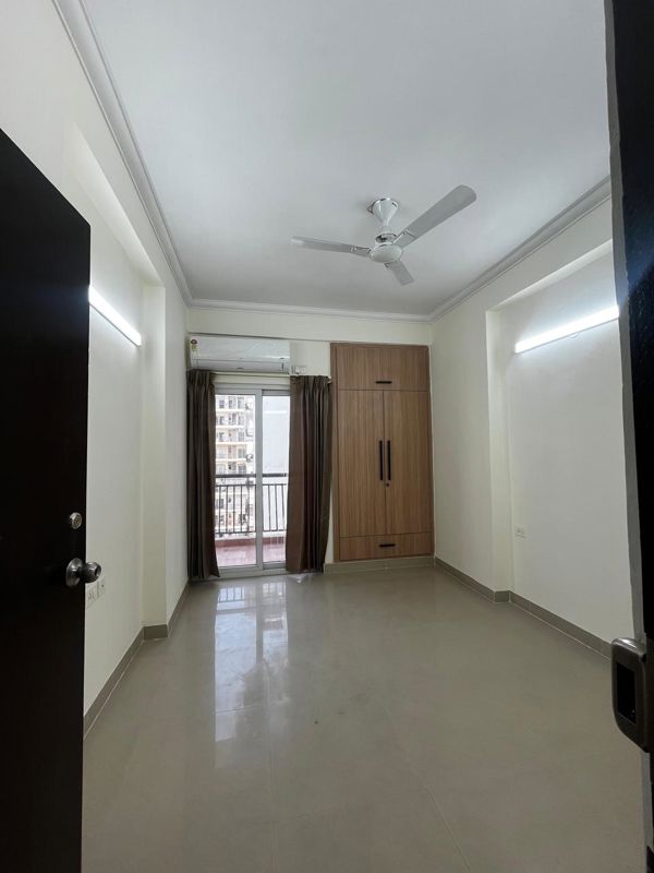 3 BHK for rent in Sector 28, Gurugram — furnished — 225 sq.ft