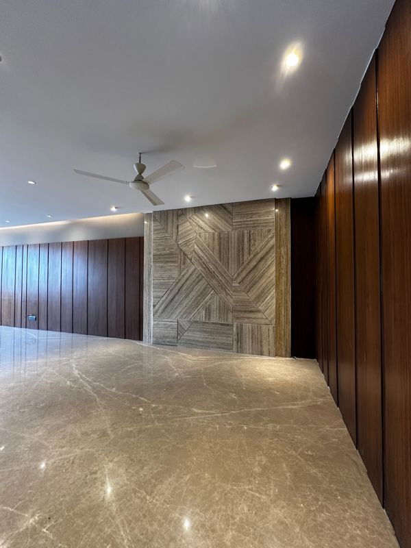 3 BHK for rent in Sector 28, Gurugram — semi-furnished — 3241 sq.ft — Itc Silverglades Laburnum