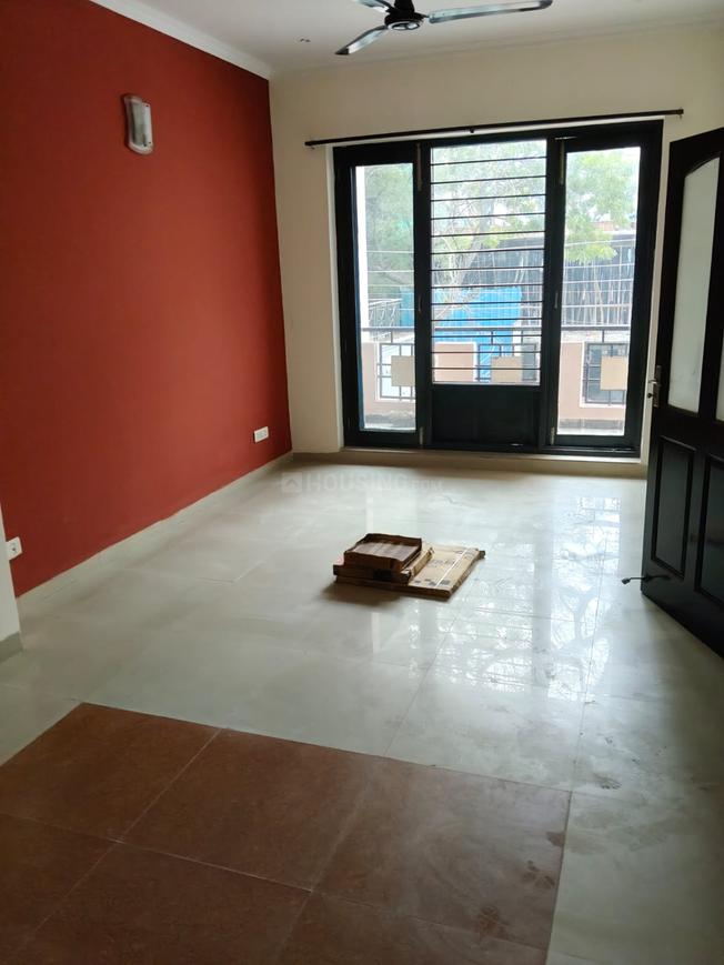 3 BHK for rent in Sector 28, Gurugram — semi-furnished — 2700 sq.ft