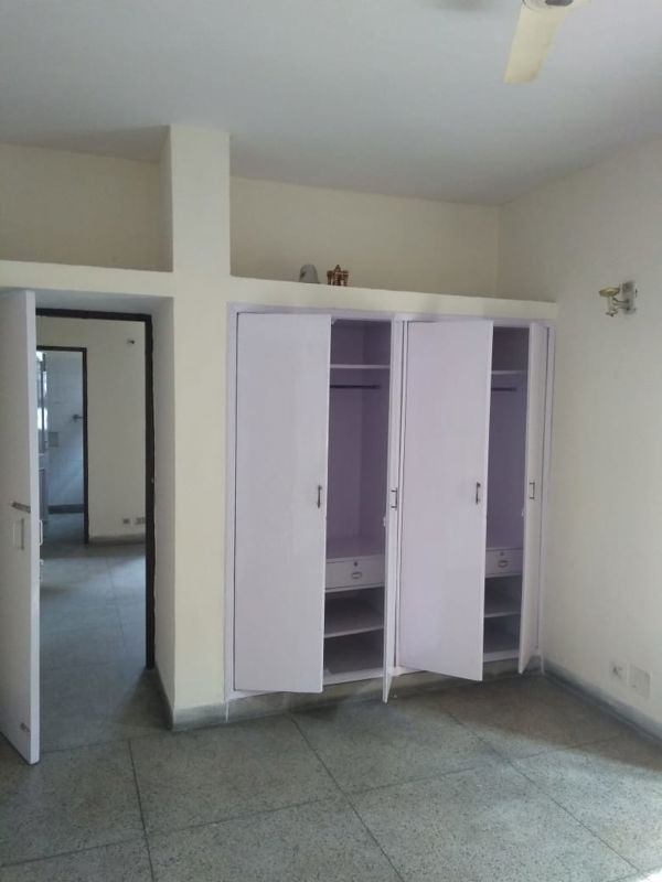 3 BHK for rent in Sector 30, Gurugram — unfurnished — 1100 sq.ft — Halwasiya Jalvayu Vihar