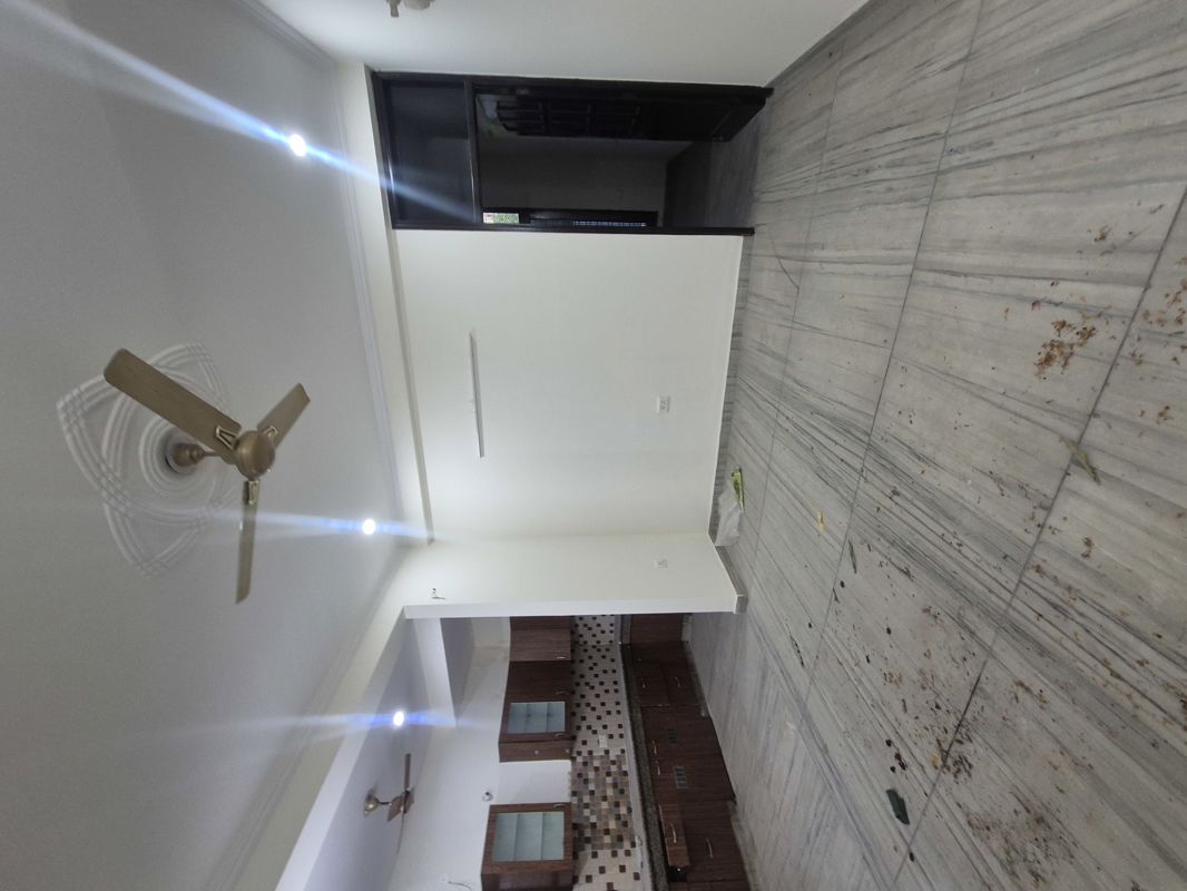 3 BHK for rent in Sector 31, Gurugram — semi-furnished — 2000 sq.ft