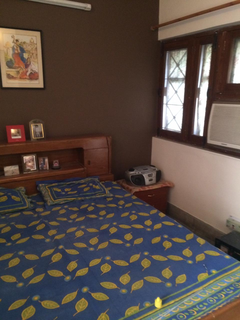 3 BHK for rent in Sector 31, Gurugram — furnished — 160 sq.ft