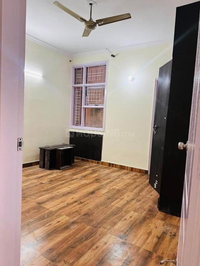 3 BHK for rent in Sector 31, Gurugram — semi-furnished — 1650 sq.ft — Raheja Developer Teachers Apartments