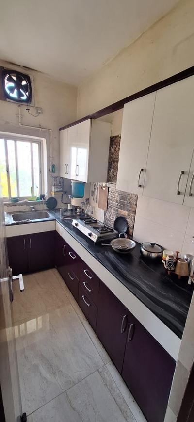 3 BHK for rent in Sector 31, Gurugram — semi-furnished — 1900 sq.ft