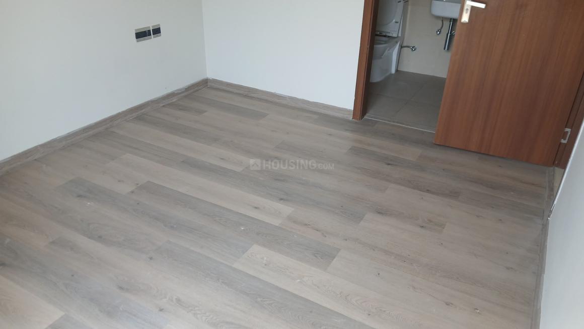 3 BHK for rent in Sector 32, Gurugram — semi-furnished — 1210 sq.ft — Central Park Flamingo Floors