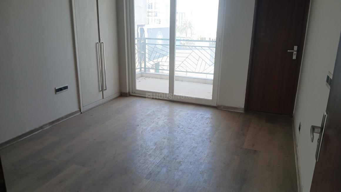 3 BHK for rent in Sector 32, Gurugram — semi-furnished — 1093 sq.ft — Central Park Flamingo Floors
