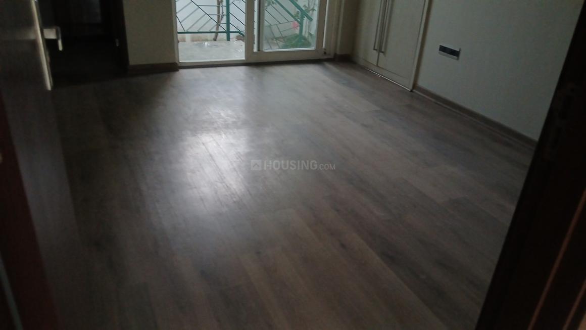 3 BHK for rent in Sector 32, Gurugram — semi-furnished — 1210 sq.ft — Central Park Flamingo Floors