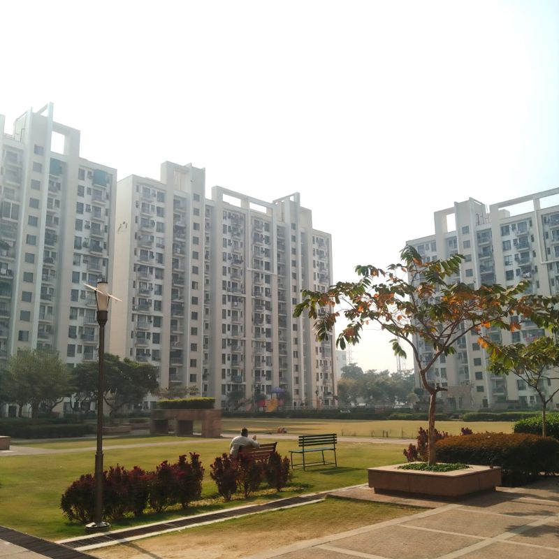 3 BHK for rent in Sector 33, Gurugram — semi-furnished — 1475 sq.ft — Unitech The Residences Sector 33