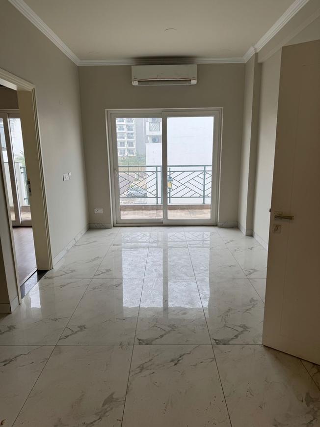 3 BHK for rent in Sector 33, Gurugram — semi-furnished — 1230 sq.ft — Central Park Cerise Floors