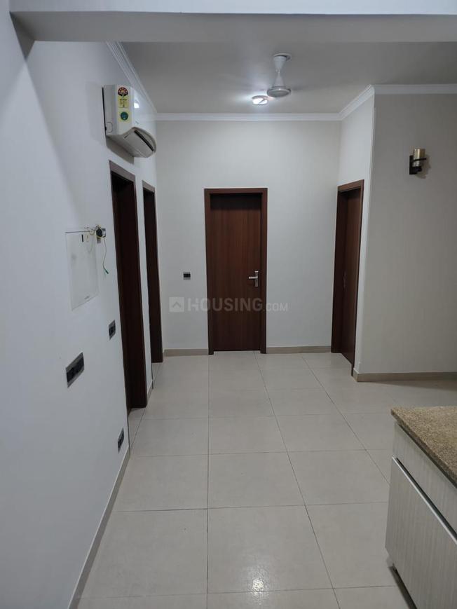 3 BHK for rent in Sector 33, Gurugram — semi-furnished — 2200 sq.ft — Central Park Flower Valley