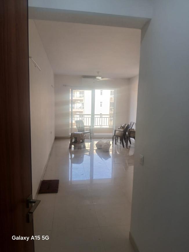 3 BHK for rent in Sector 35, Gurugram — semi-furnished — 1425 sq.ft — Silverglades Melia First Citizen