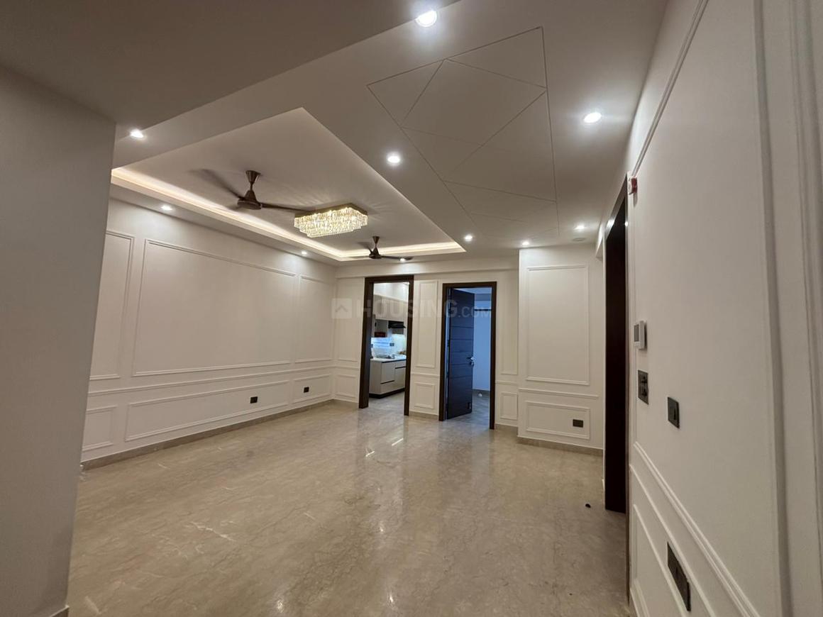 3 BHK for rent in Sector 35, Gurugram — semi-furnished — 1450 sq.ft — NKV Golden Avenue