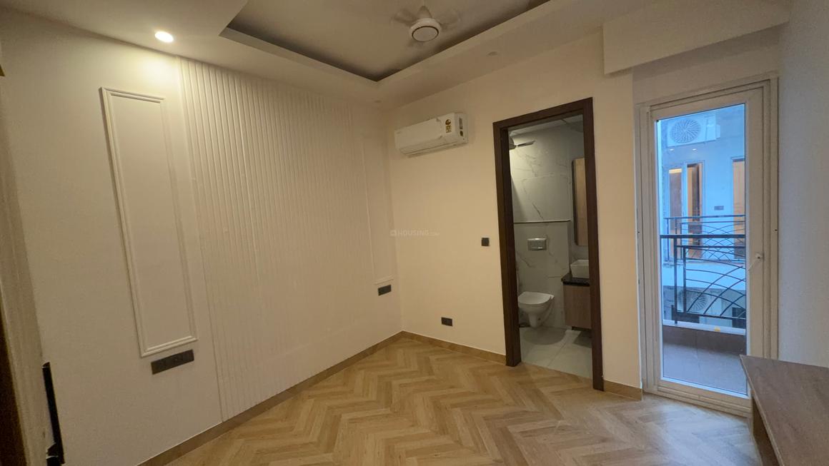 3 BHK for rent in Sector 35, Gurugram — semi-furnished — 1250 sq.ft — Trehan Luxury Floors
