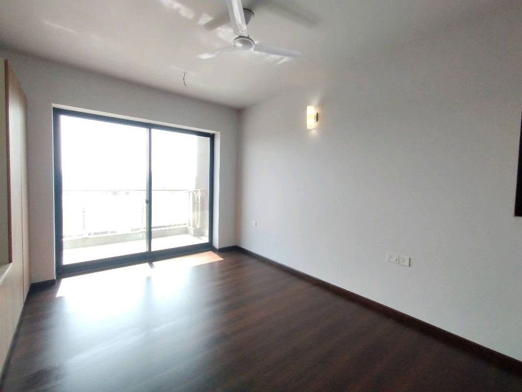 3 BHK for rent in Sector 36a, Gurugram — semi-furnished — 1950 sq.ft — Krisumi Waterside Residences
