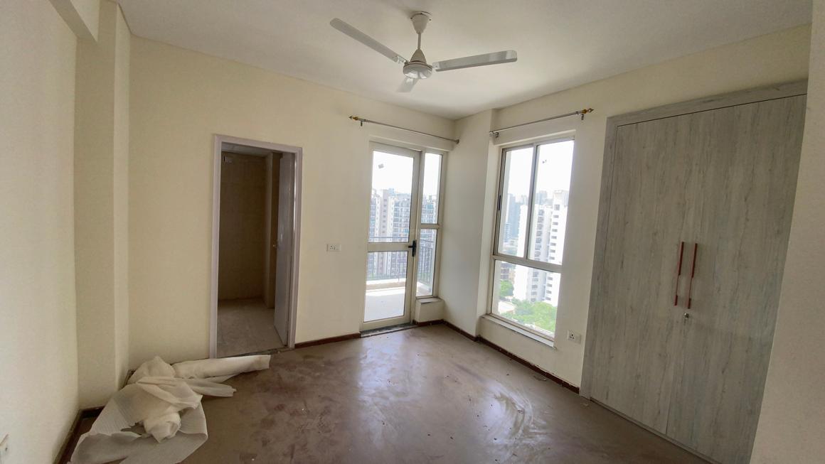 3 BHK for rent in Sector 37C, Gurugram — semi-furnished — 1578 sq.ft — Imperia Esfera