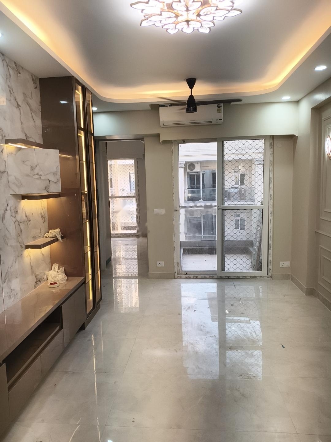 3 BHK for rent in Sector 37d, Gurugram — semi-furnished — 1555 sq.ft — Signature Global City