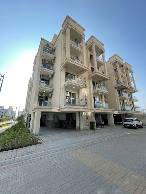 3 BHK for rent in Sector 37d, Gurugram — semi-furnished — 1250 sq.ft — Signature Global City