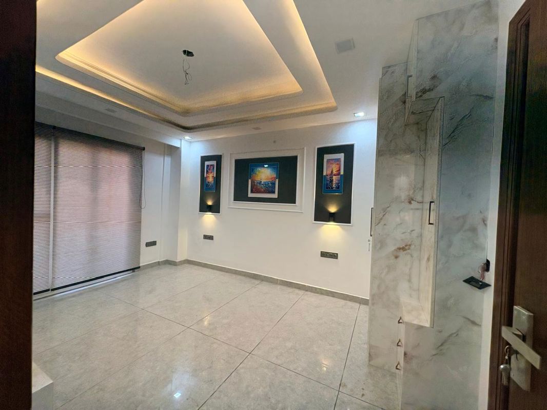 3 BHK for rent in Sector 38, Gurugram — semi-furnished — 1750 sq.ft