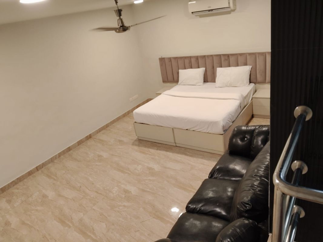 3 BHK for rent in Sector 38, Gurugram — unfurnished — 160 sq.ft
