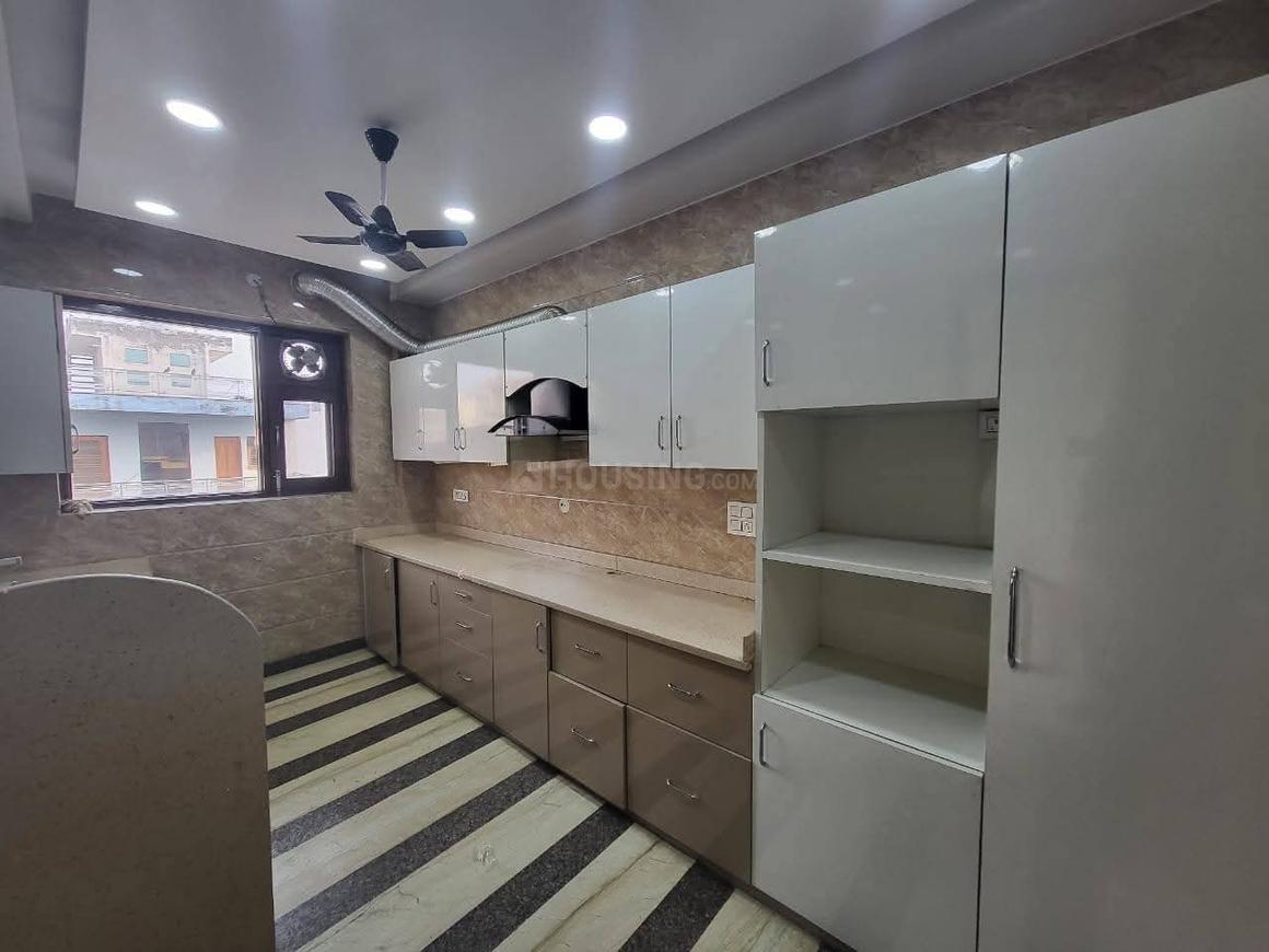 3 BHK for rent in Sector 38, Gurugram — semi-furnished — 2250 sq.ft