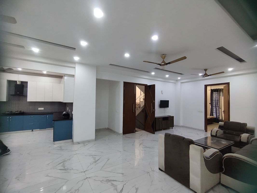 3 BHK for rent in Sector 38, Gurugram — furnished — 2765 sq.ft