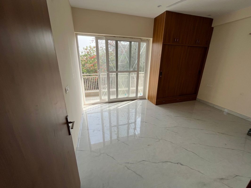 3 BHK for rent in Sector 39, Gurugram — semi-furnished — 1550 sq.ft