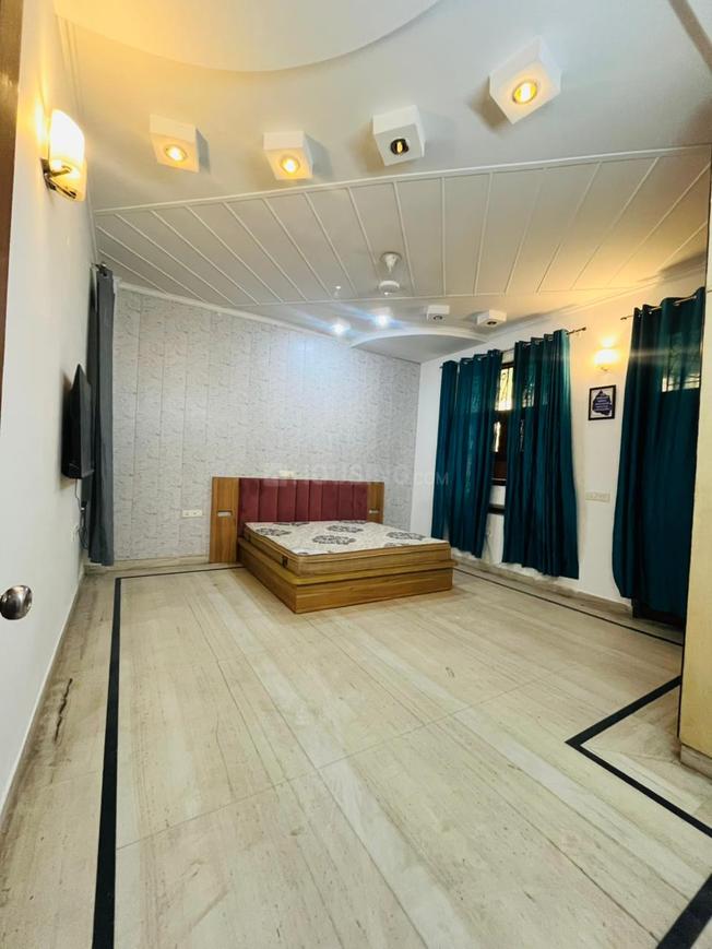 3 BHK for rent in Sector 39, Gurugram — 2430 sq.ft