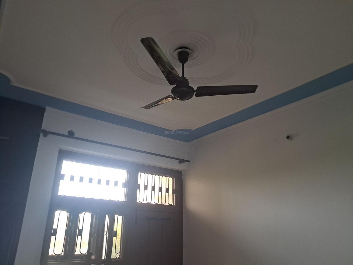 3 BHK for rent in Sector 4, Gurugram — semi-furnished — 1600 sq.ft